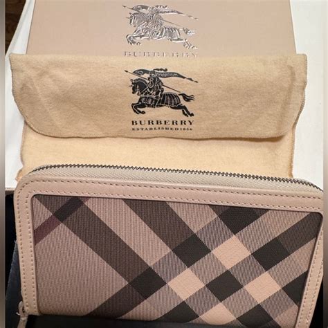 burberry smoked check women's wallet|men's wallet Burberry.